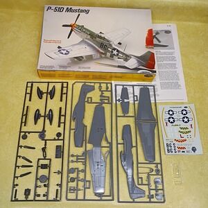 1988 Testors WWII P-51D Mustang 1/48 Scale Model Airplane Kit 590 NEW OPEN BOX